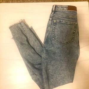 Women’s jeans